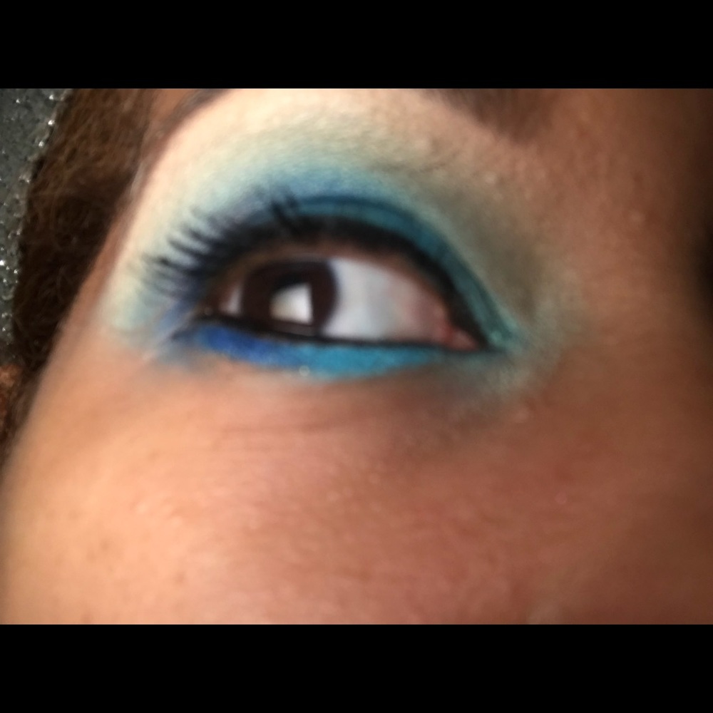 Meet your Posher, Arioska